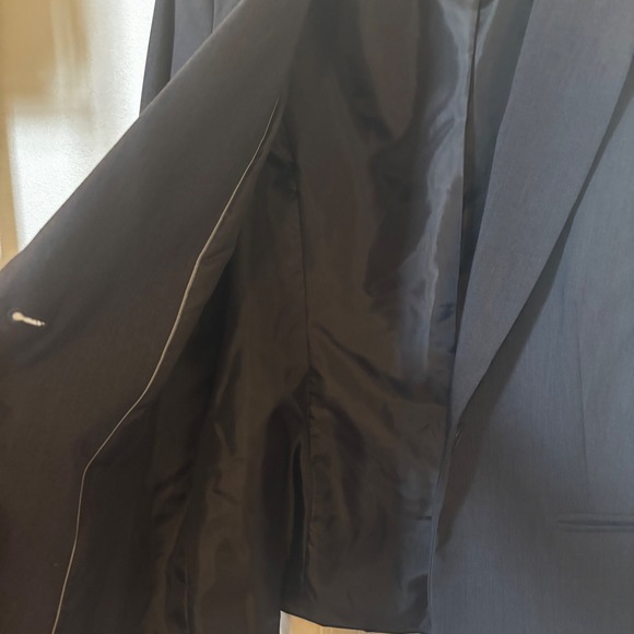 Liz Claiborne Women's Career Blazer 12 EUC Dark‎ Gray Single Button Suit Jacket - Picture 4 of 5